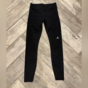 black jordan leggings